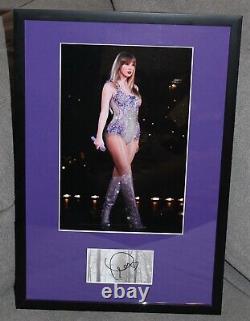 TAYLOR SWIFT Signed HEART Folklore CD Cover autograph FRAMED Eras Tour pic