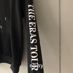 Taylor Swift Sweatshirt The Eras Tour Black Size XL Hooded Used Fleece Inside GC