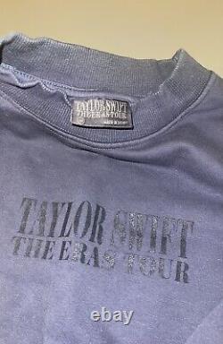 Le karma est le gars sur la tournée des ères de Taylor Swift avec le groupe de chefs et le bundle de t-shirts à col ras du cou de KC