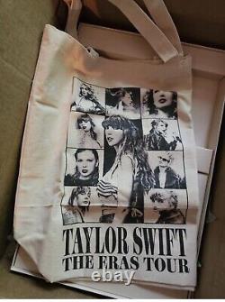 NOUVEAU LA Taylor Swift la tournée des ères VIP Package Merch Box Los Angeles Ensemble complet