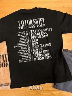 Pull col rond bleu Taylor Swift (taille M, tournée Eras) + T-shirt de tournée XS