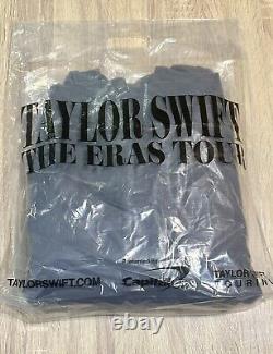 Taylor Swift Eras Tour 2023 Merchandising officiel Sweat-shirt à col rond XL bleu gris avec sac