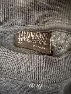 Taylor Swift Eras Tour Blue Crewneck SMALL Marchandise Officielle NEUVE avec Étiquette