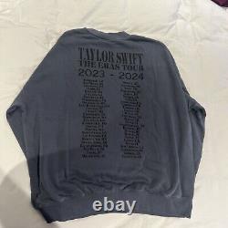 Taylor Swift Eras Tour Blue Crewneck Taille LARGE Merchandising Officiel de la Tournée