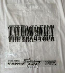 Taylor Swift Eras Tour Sweat-shirt col rond bleu avec dates internationales MEDIUM Merchandising Officiel de la Tournée