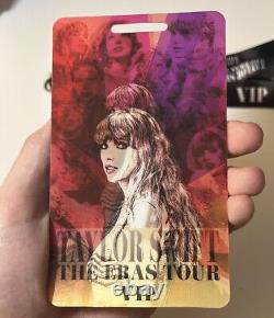 Taylor Swift La tournée des ères VIP INTERNATIONAL Boîte avec un billet holographique