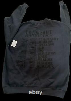 Tour des ères de Taylor Swift Pull bleu col rond M Neuf avec étiquettes- Sac cadeau de marchandise exclusive