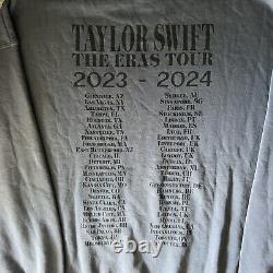 Tour des ères de Taylor Swift Sweat à col ras du cou bleu Taille 2XL Marchandises officielles de la tournée